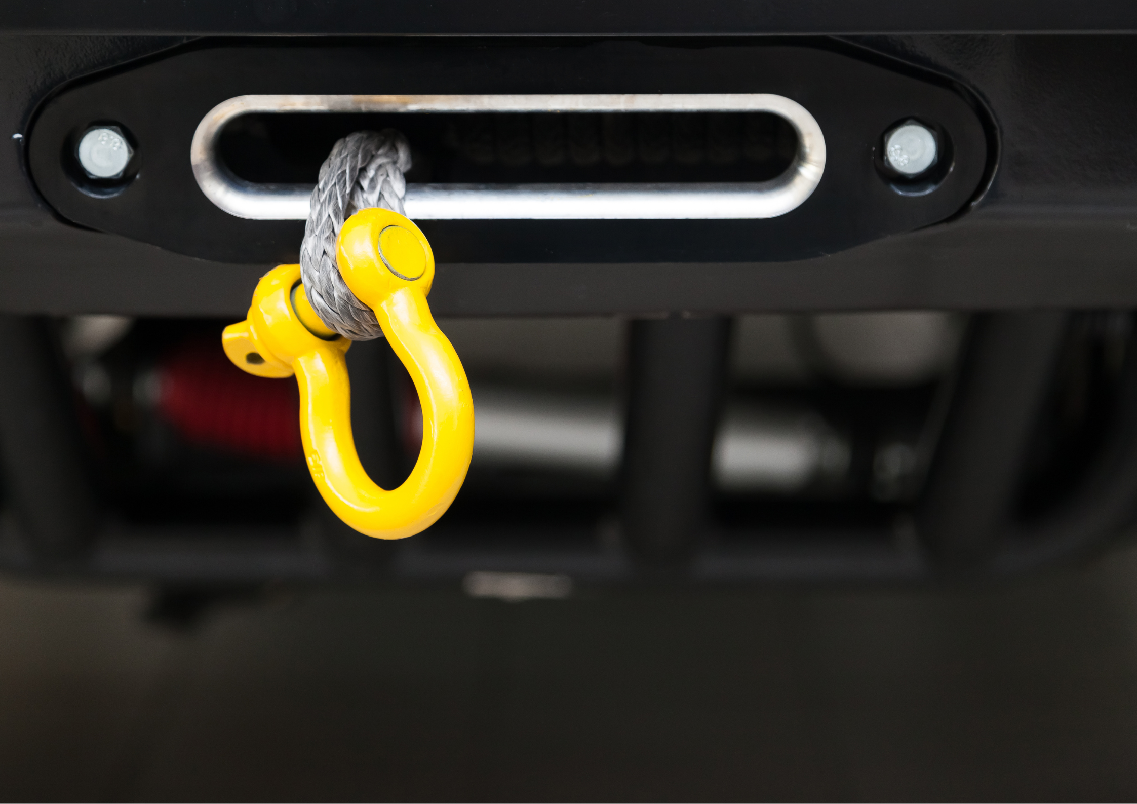 Snatch block bevestigd aan een off road