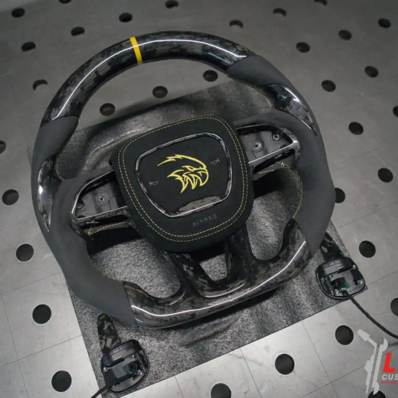Custom made stuur jeep trackhawk